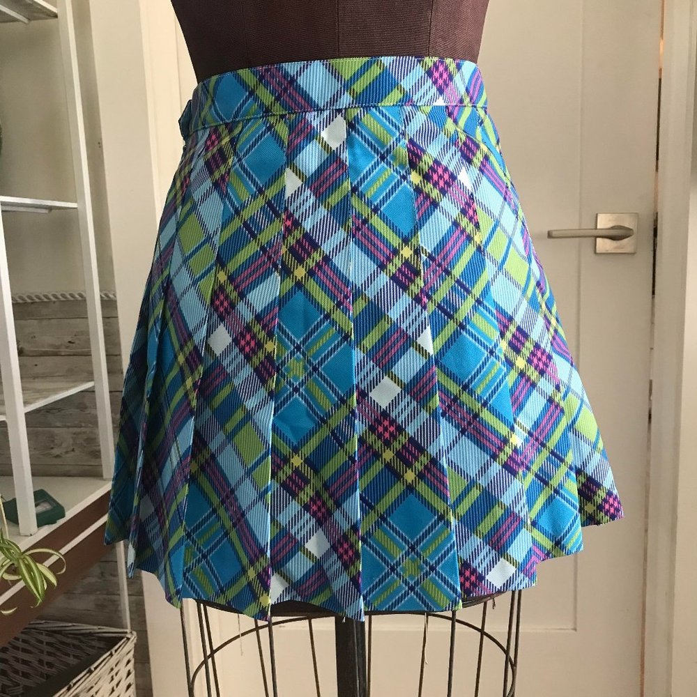 American Apparel Size M pleated plaid skirt